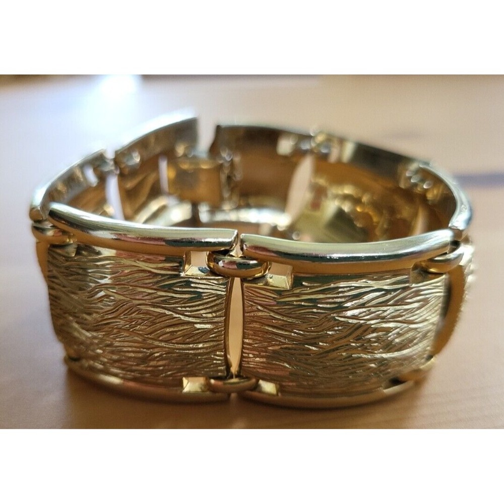 Vintage Monet Wide Textured Chunky Panel Bracelet Gold Tone Signed 7in